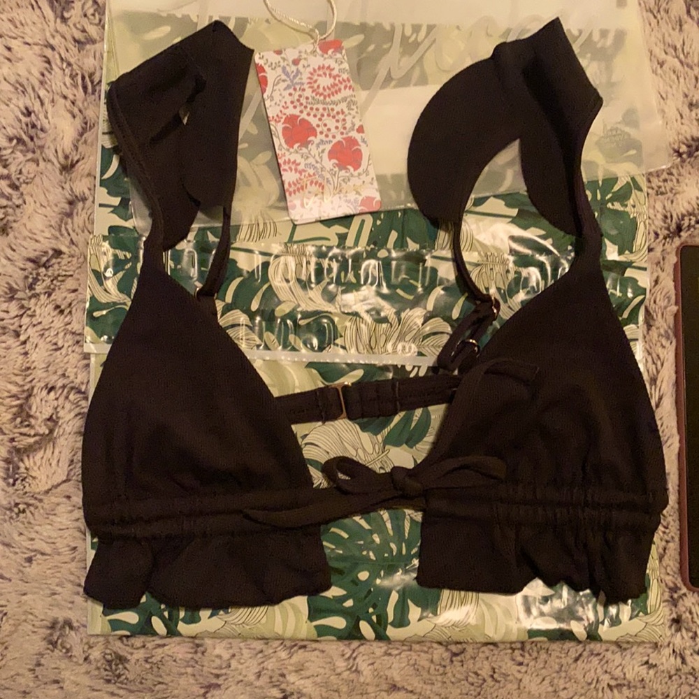 NEVER WORN w/ tags: Ophelia Flutter Top - Onyx Micro Waffle - small